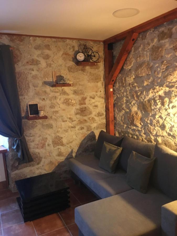 4Rest Vila Pag Town Bagian luar foto